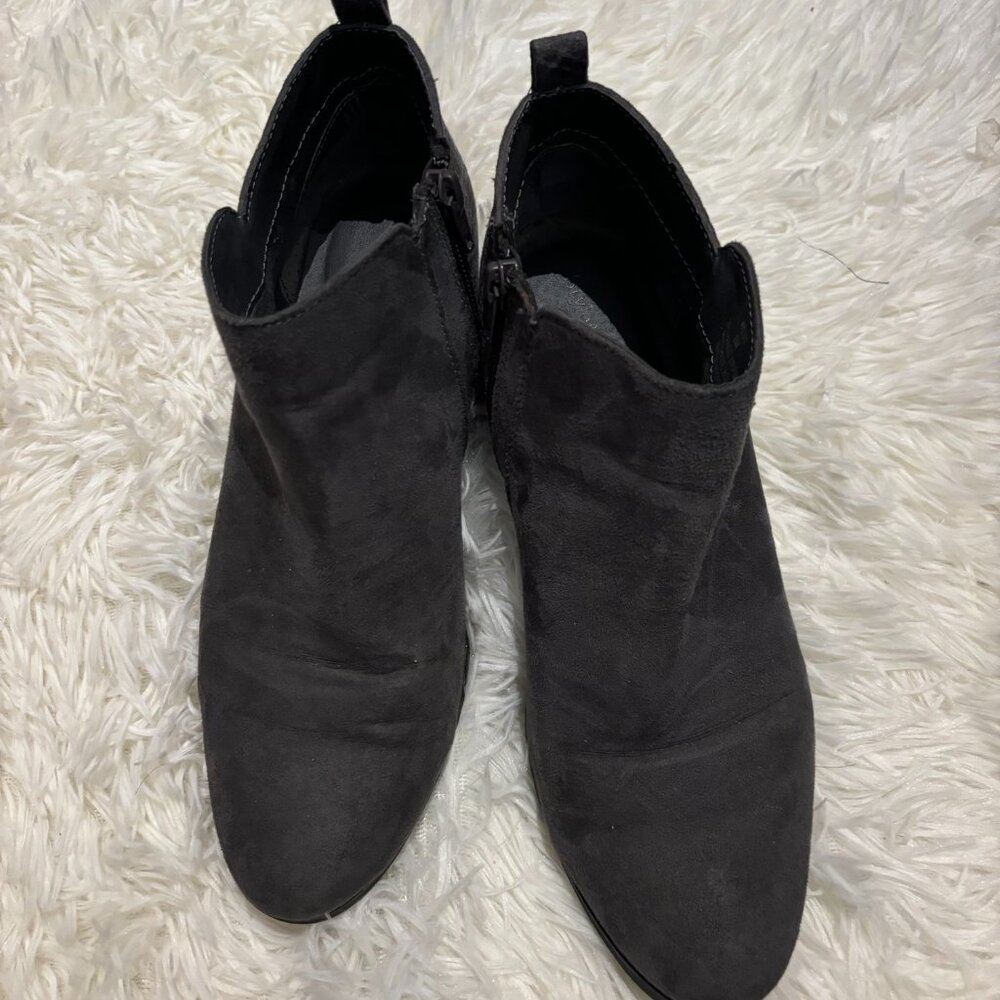 Ankle bootie | Sz 8 | Color: Gray